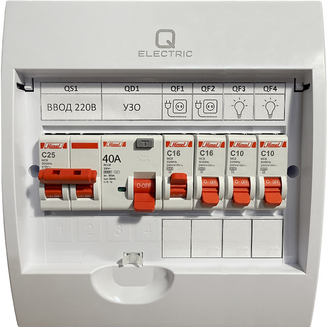 Щиток в сборе на 4 группы с УЗО накладной